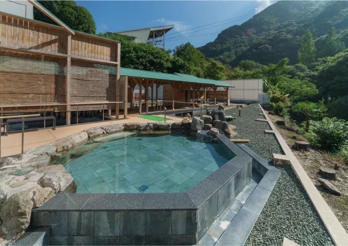 大露天風呂 翠明の湯