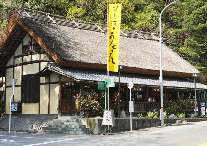 そば・うどん 田舎家
